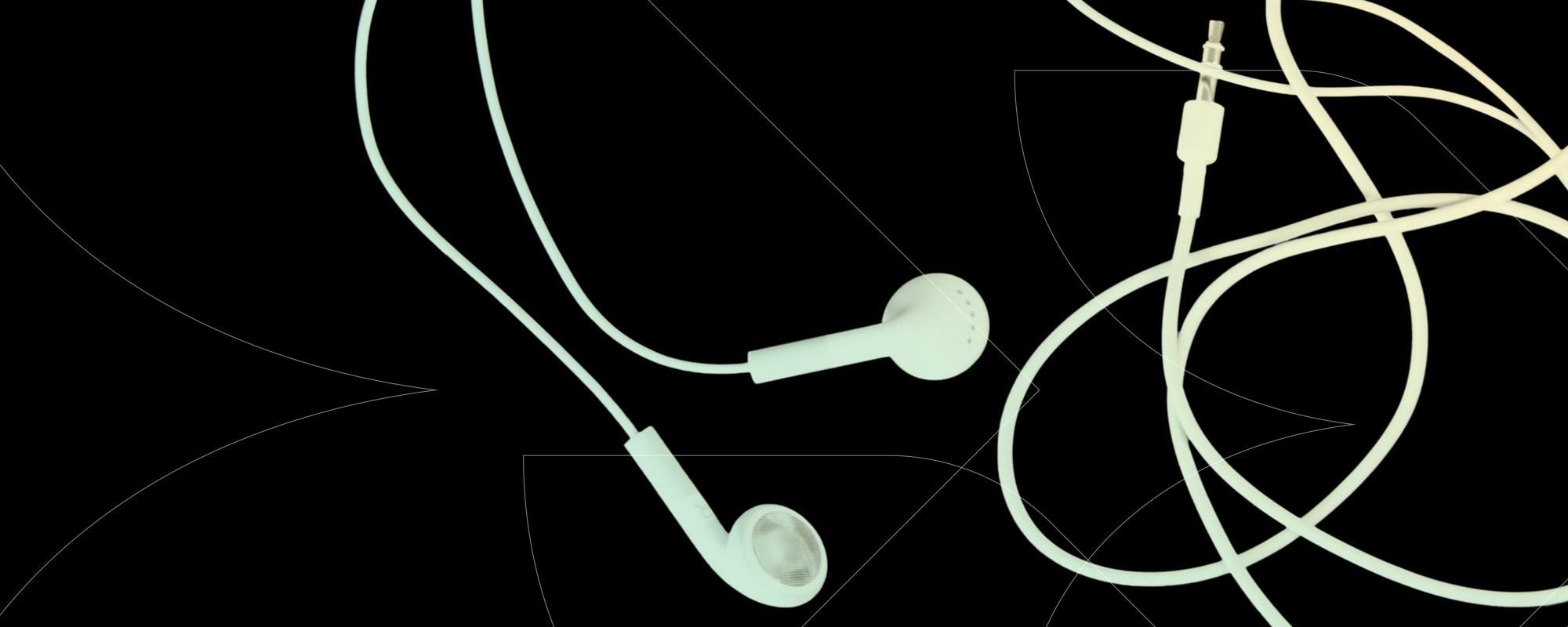 Wired headphones